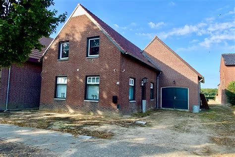 Huis te koop: Hoogstraat 21 6102 XR Echt [funda].